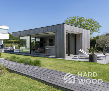 Беседка с панорамными окнами и зоной барбекю №76 - фото 1757